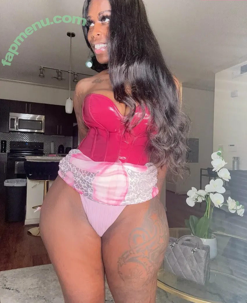 BaeFromHouston nude photo #0102 (baefromhouston1 / baegoddesss)