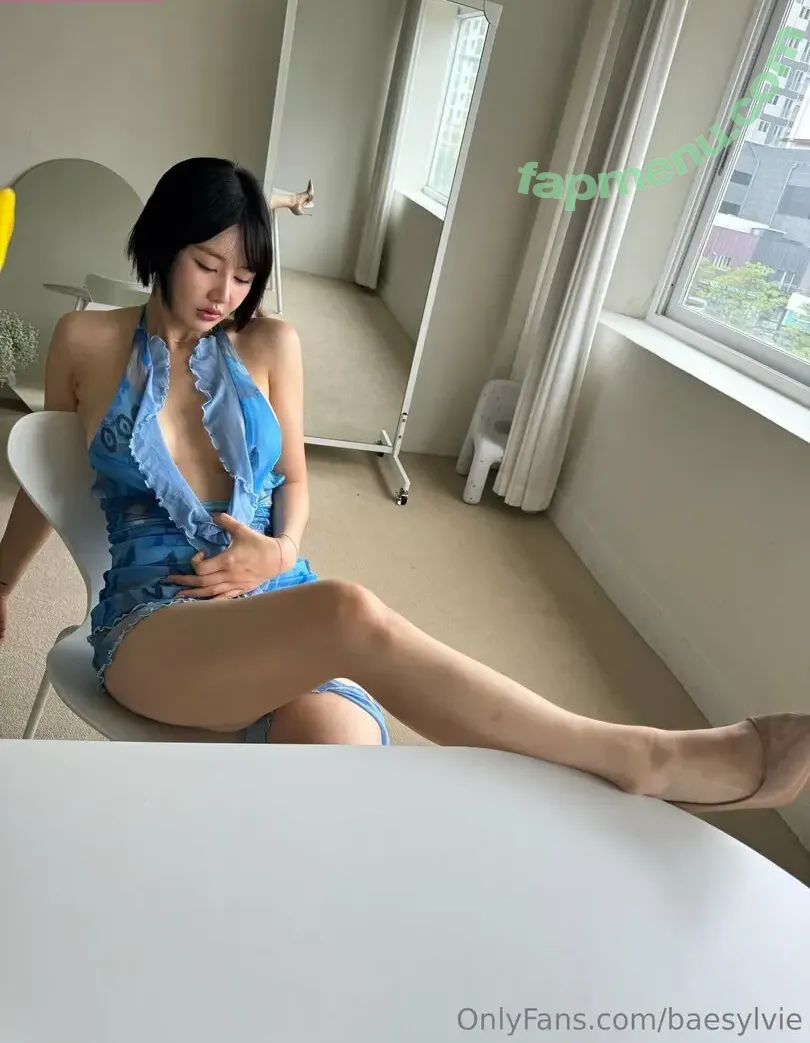 Baesylvie nude photo #0036 (Sylvia Choi)