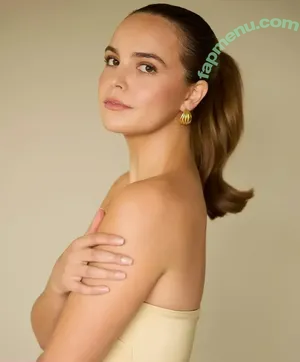 Bailee Madison / baileemadison / bailey_madis0n nude photo #0649