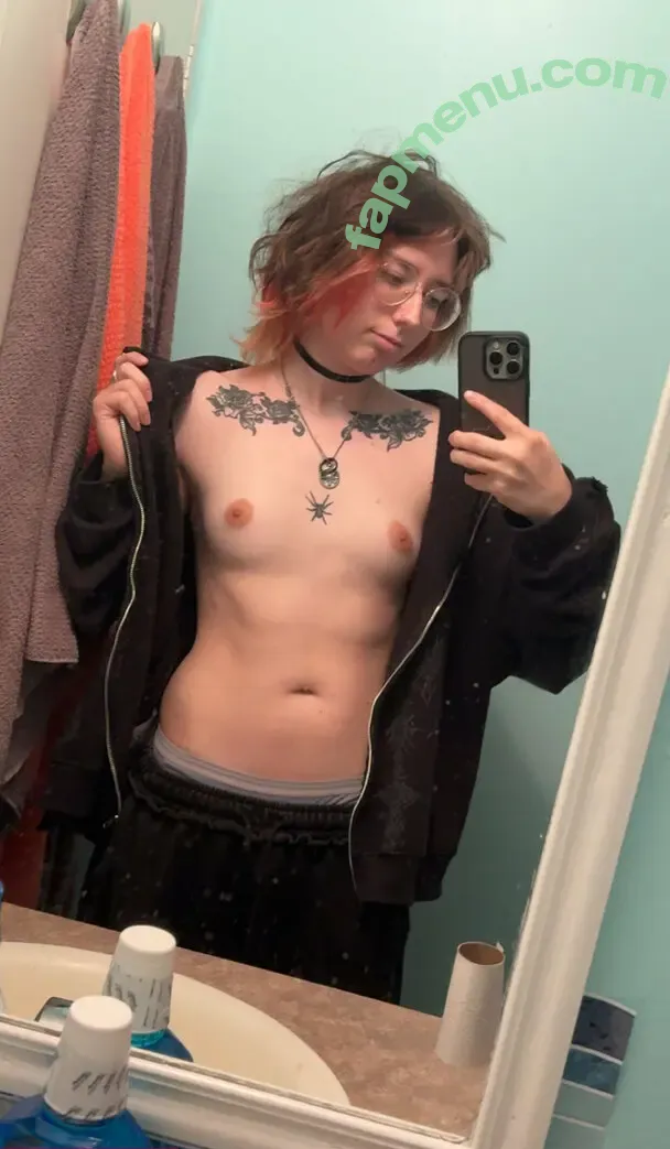 bailken nude photo #0011 (baylenlevine)