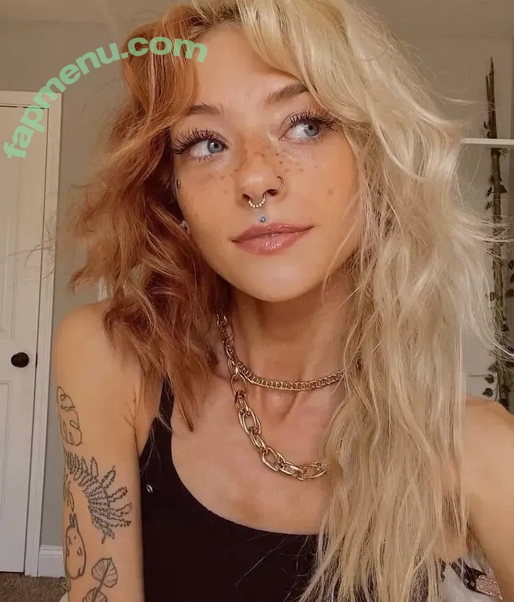 Bambi Sage nude photo #0001 (inbedwithbambi)