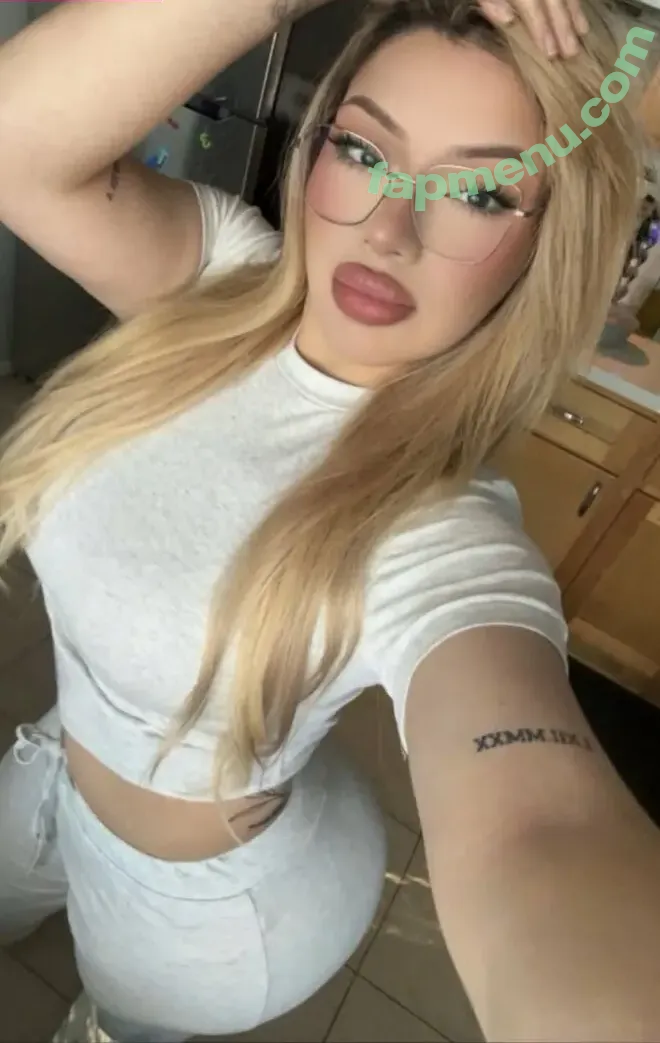 Barbiealiynn nude photo #0012 (barbie_lm_)