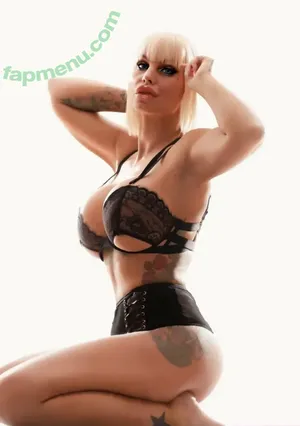 barbiesaysyes / reel nude photo #0003