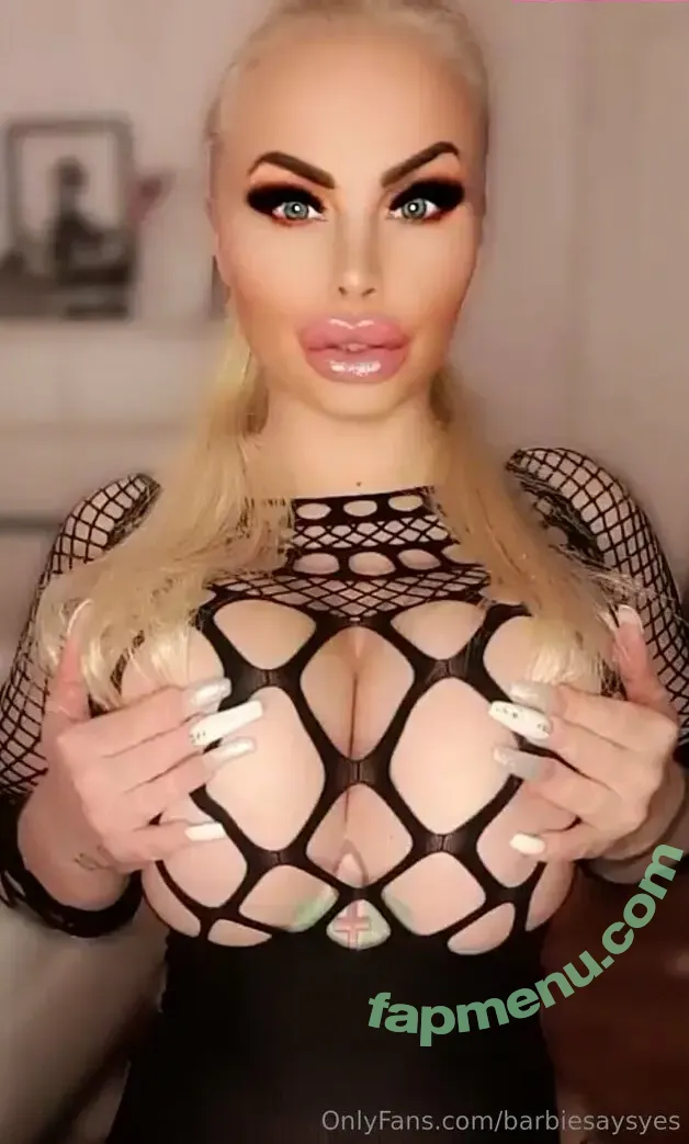 barbiesaysyes nude photo #0015 (reel)