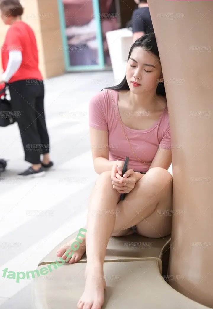 Bare Feet nude photo #1131 (barefeetpose)