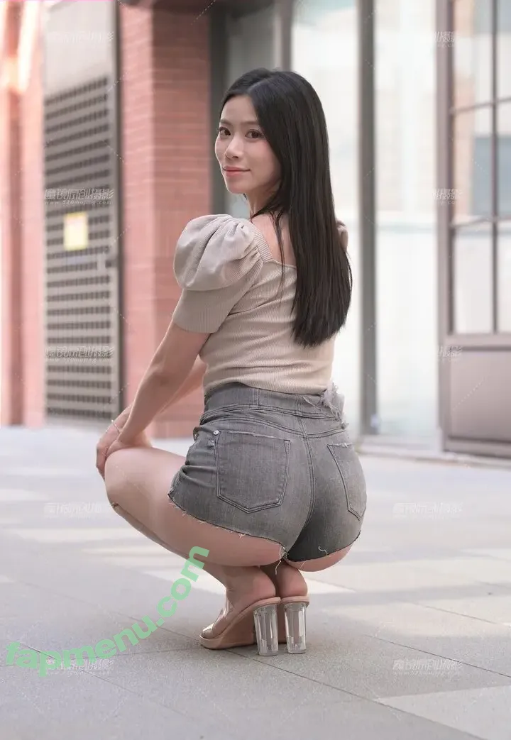 Bare Feet nude photo #1199 (barefeetpose)