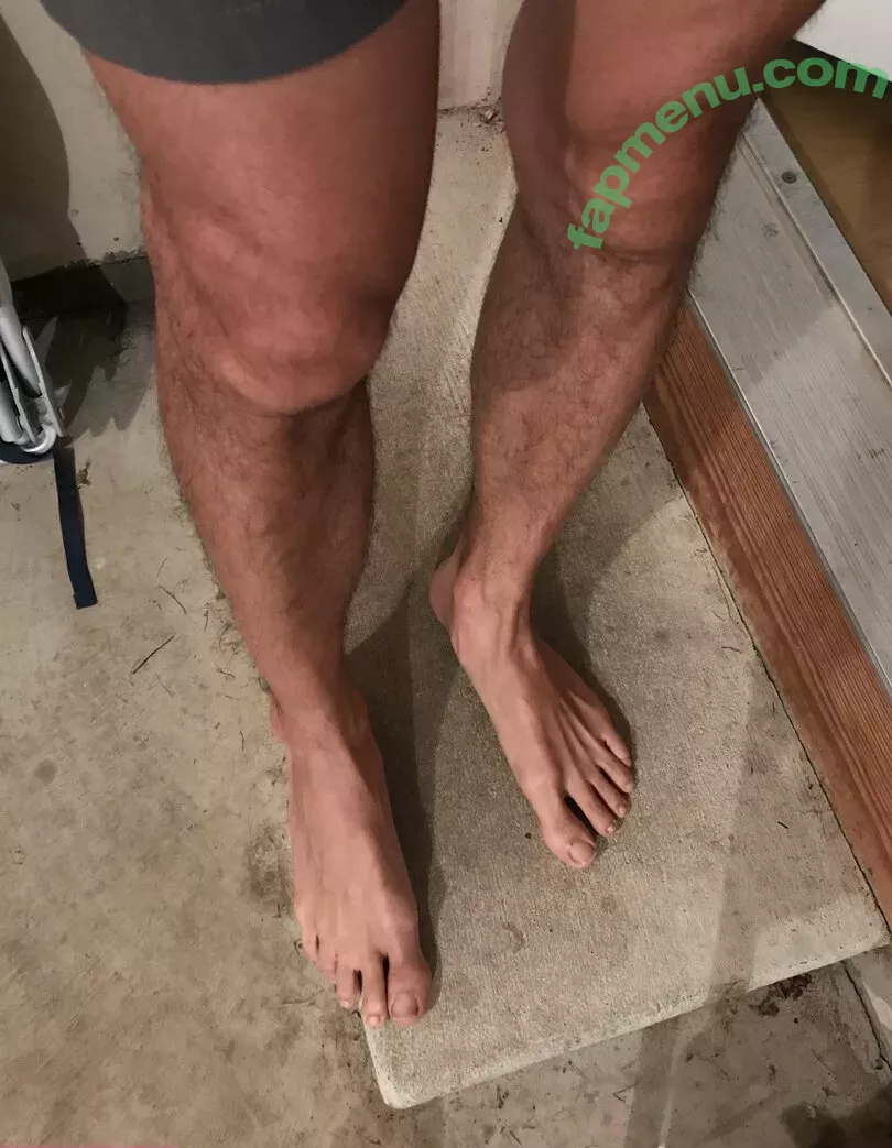 barefeeticus nude photo #0002 (barefeeticus)