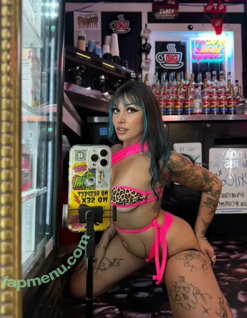 baristachlo nude photo #0116 (bbchlo)
