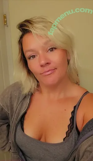 Basedmama / Basednormiemama nude photo #0024