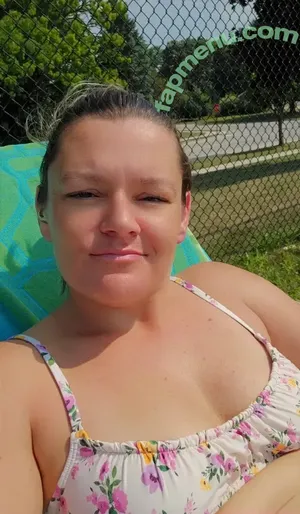 Basedmama / Basednormiemama nude photo #0051