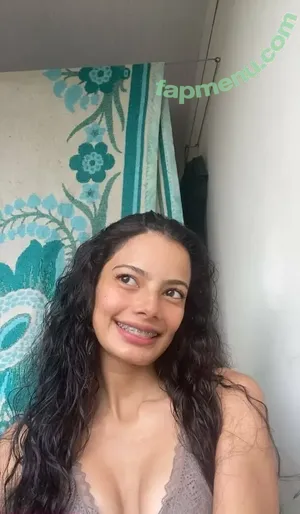 batgirlbella / snxvky nude photo #0001