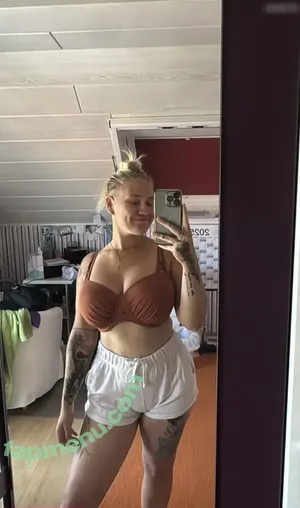  nude photo #0002