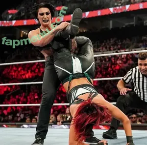 Bayley / Pamela Rose Martinez / bayley.r / itsmebayley nude photo #0287
