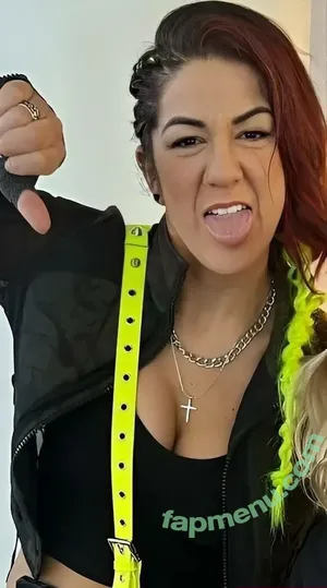 Bayley / Pamela Rose Martinez / bayley.r / itsmebayley nude photo #0389
