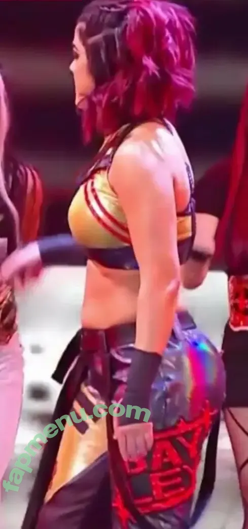 Bayley nude photo #0221 (Pamela Rose Martinez / bayley.r / itsmebayley)