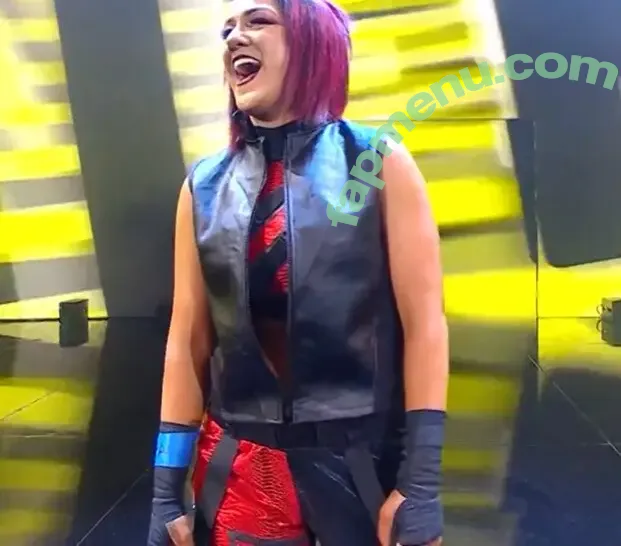 Bayley nude photo #0282 (Pamela Rose Martinez / bayley.r / itsmebayley)
