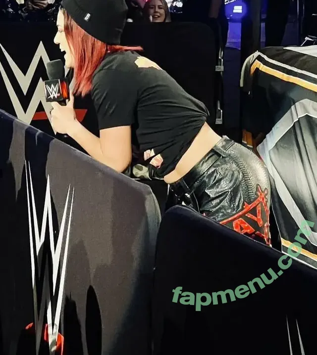 Bayley nude photo #0296 (Pamela Rose Martinez / bayley.r / itsmebayley)