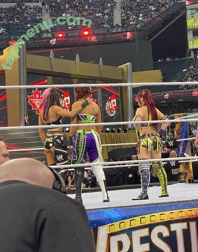 Bayley nude photo #0358 (Pamela Rose Martinez / bayley.r / itsmebayley)