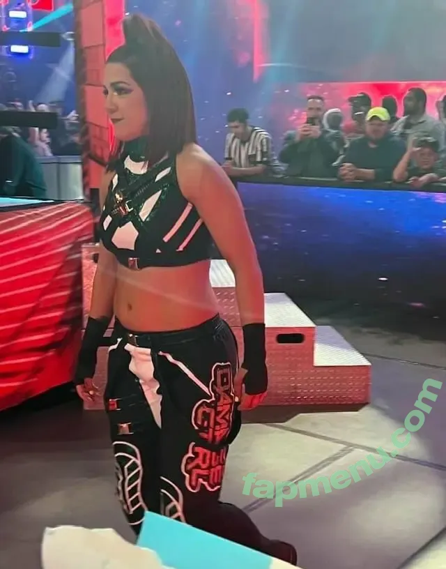 Bayley nude photo #0414 (Pamela Rose Martinez / bayley.r / itsmebayley)