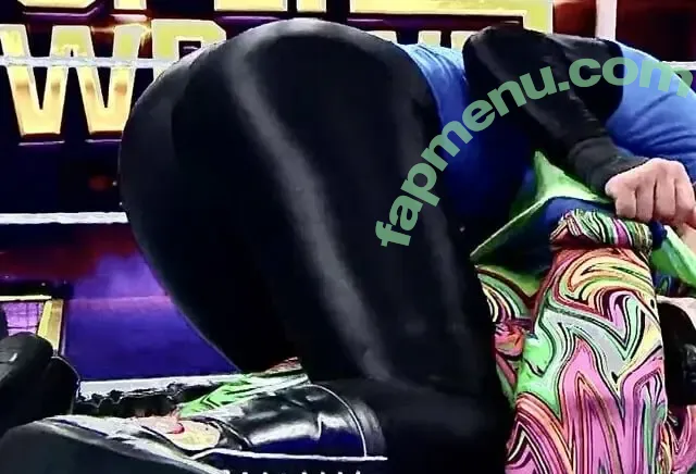 Bayley nude photo #0432 (Pamela Rose Martinez / bayley.r / itsmebayley)