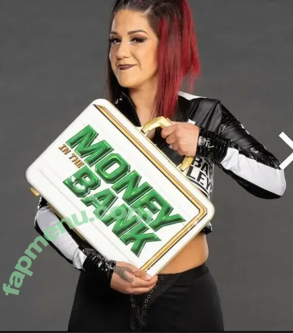 Bayley nude photo #0482 (Pamela Rose Martinez / bayley.r / itsmebayley)