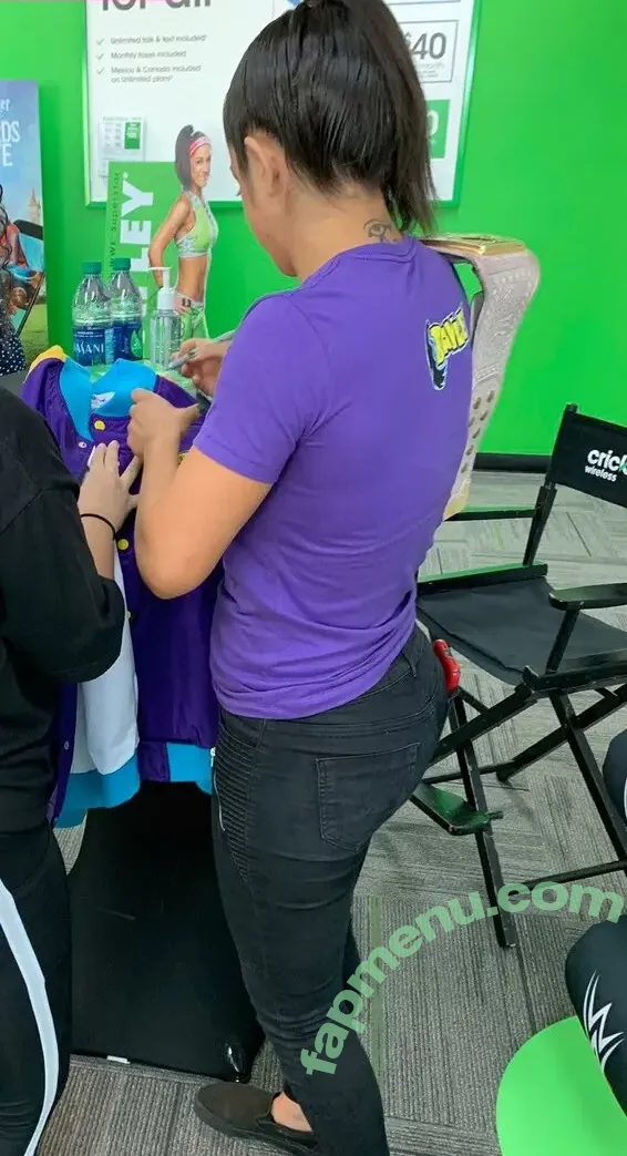 Bayley nude photo #0523 (Pamela Rose Martinez / bayley.r / itsmebayley)
