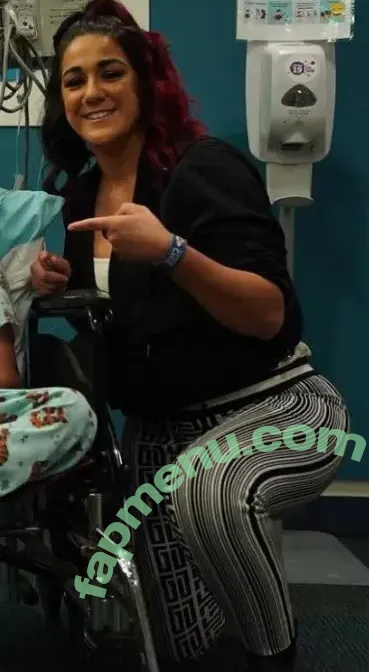 Bayley nude photo #0568 (Pamela Rose Martinez / bayley.r / itsmebayley)