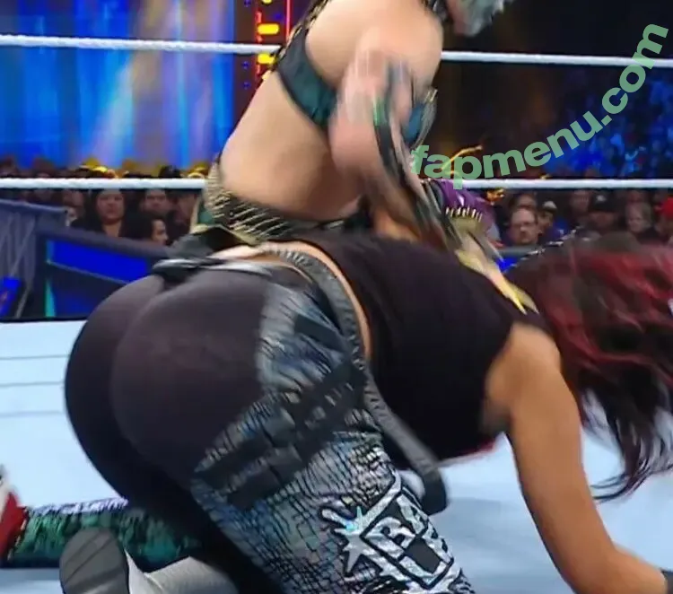 Bayley nude photo #0605 (Pamela Rose Martinez / bayley.r / itsmebayley)