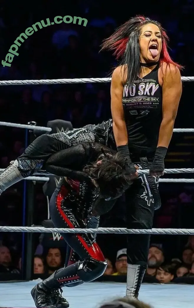 Bayley nude photo #0635 (Pamela Rose Martinez / bayley.r / itsmebayley)