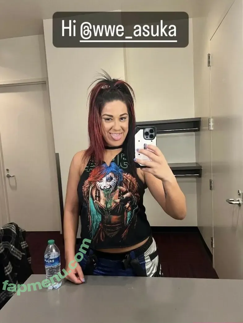 Bayley nude photo #0637 (Pamela Rose Martinez / bayley.r / itsmebayley)