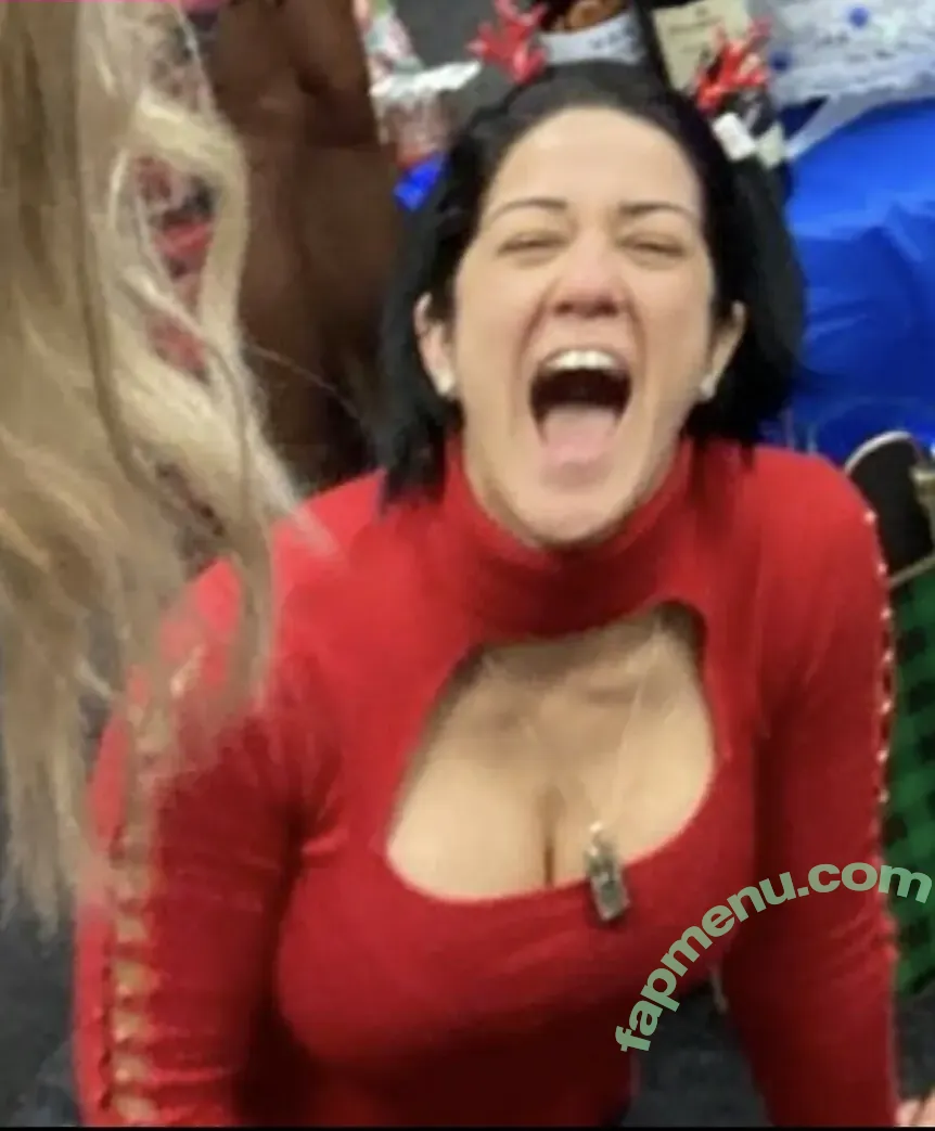 Bayley nude photo #0640 (Pamela Rose Martinez / bayley.r / itsmebayley)