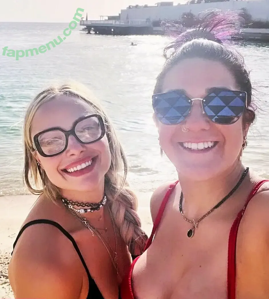 Bayley nude photo #0726 (Pamela Rose Martinez / bayley.r / itsmebayley)
