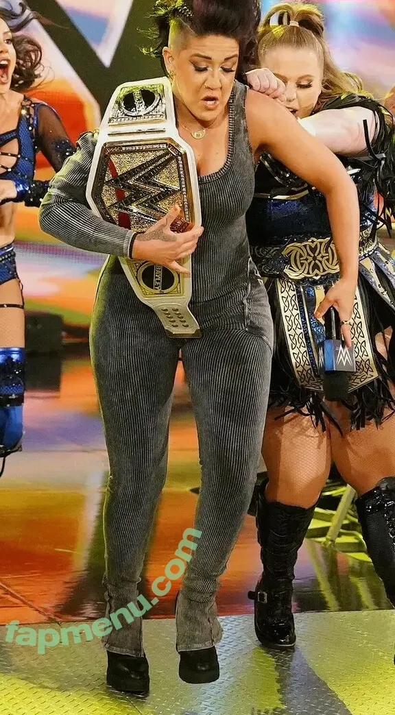 Bayley nude photo #0734 (Pamela Rose Martinez / bayley.r / itsmebayley)