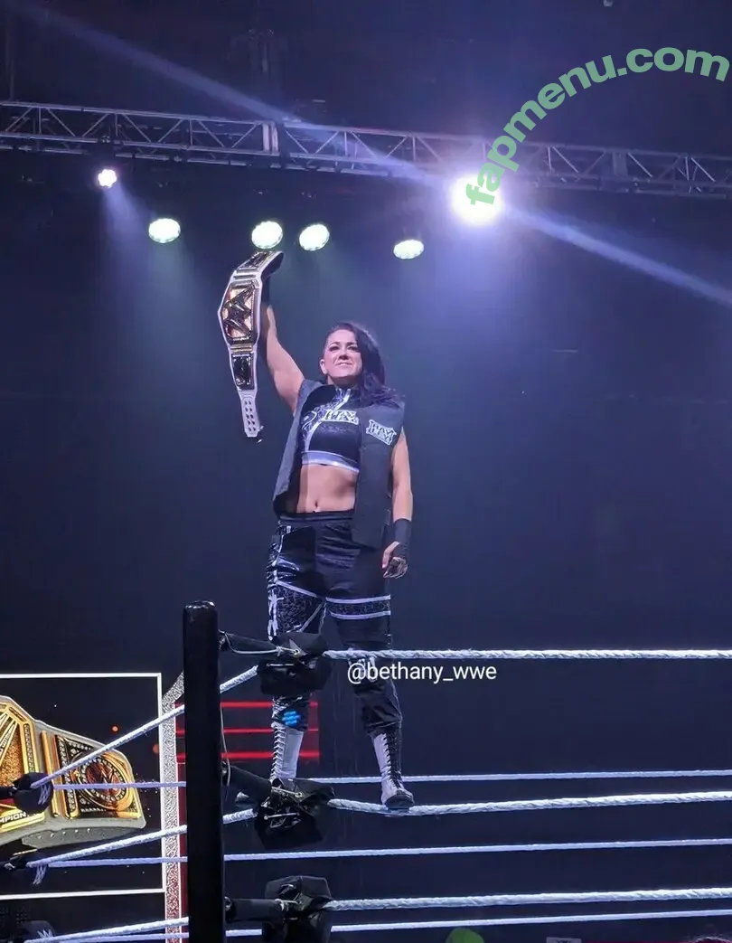 Bayley nude photo #0739 (Pamela Rose Martinez / bayley.r / itsmebayley)