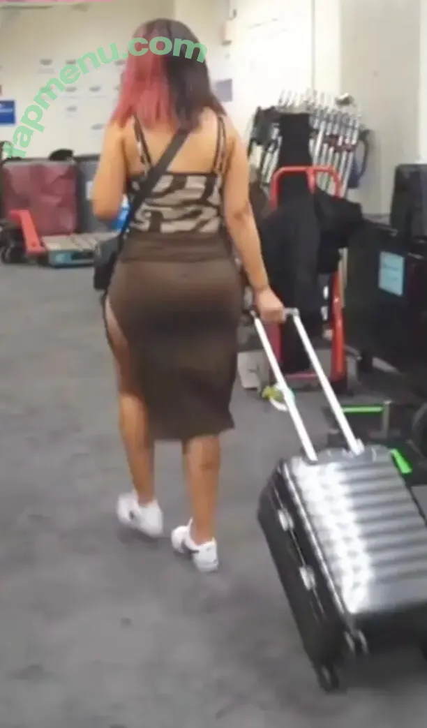 Bayley nude photo #0789 (Pamela Rose Martinez / bayley.r / itsmebayley)