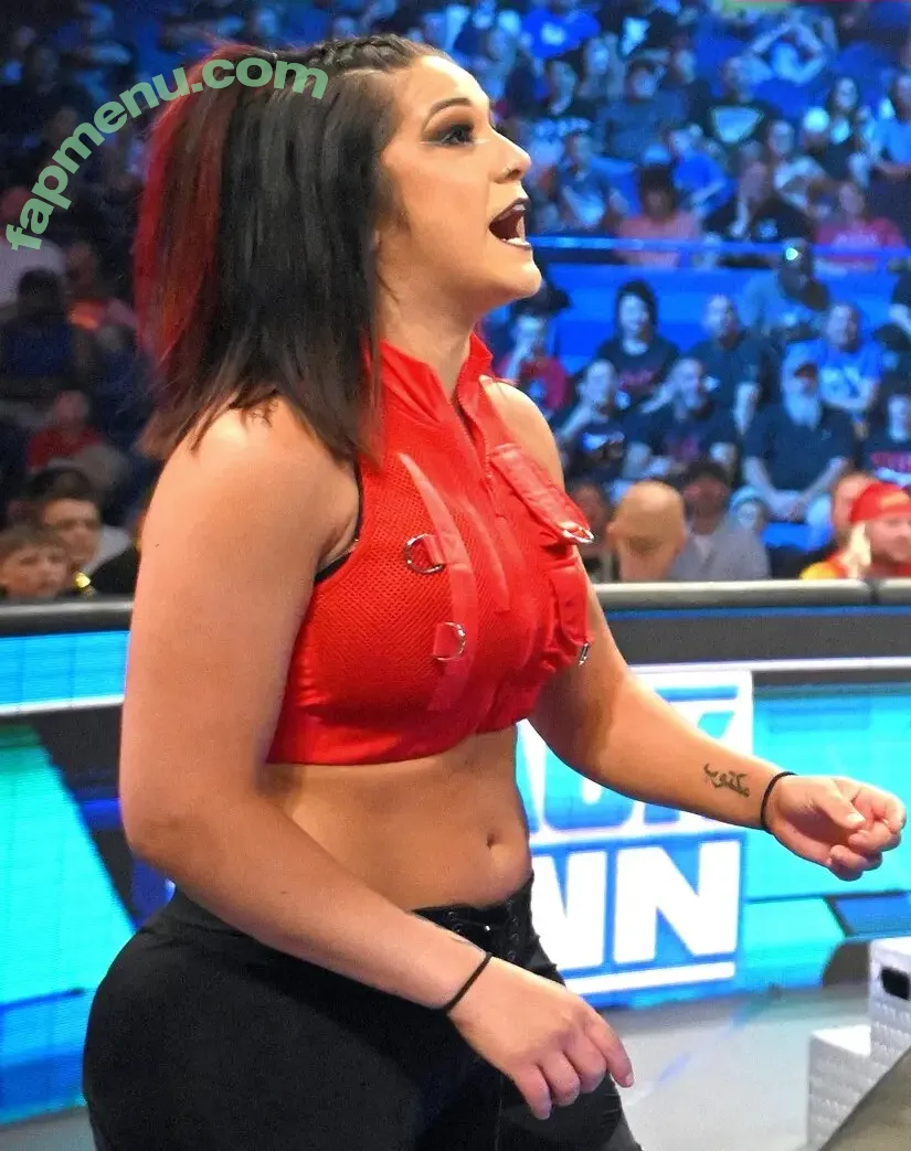 Bayley nude photo #0792 (Pamela Rose Martinez / bayley.r / itsmebayley)