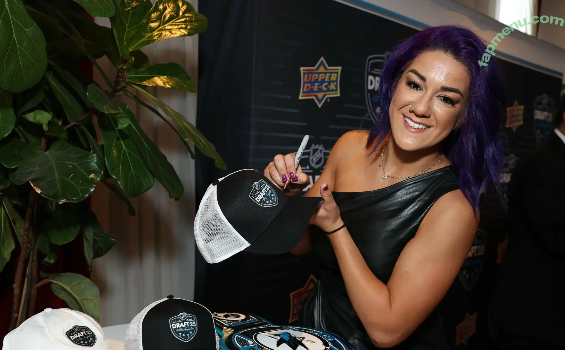 Bayley nude photo #1500 (Pamela Rose Martinez / bayley.r / itsmebayley)