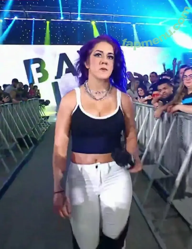 Bayley nude photo #1523 (Pamela Rose Martinez / bayley.r / itsmebayley)