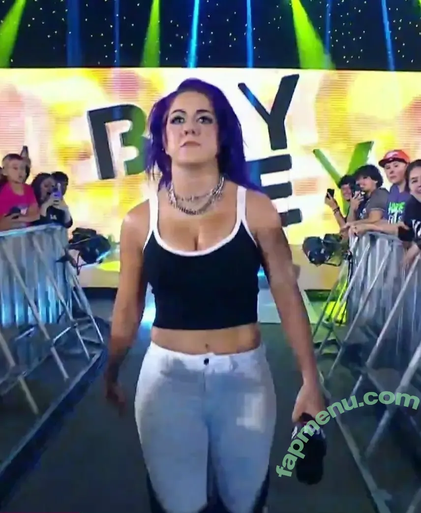Bayley nude photo #1524 (Pamela Rose Martinez / bayley.r / itsmebayley)