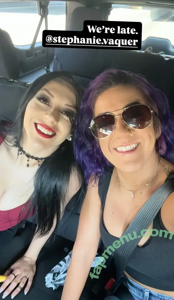 Bayley nude photo #1557 (Pamela Rose Martinez / bayley.r / itsmebayley)