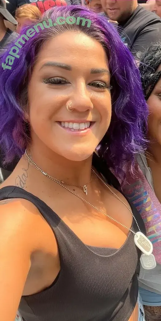 Bayley nude photo #1572 (Pamela Rose Martinez / bayley.r / itsmebayley)