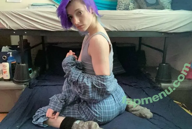 BblueDdream nude photo #0021 (thebluedreamvan)