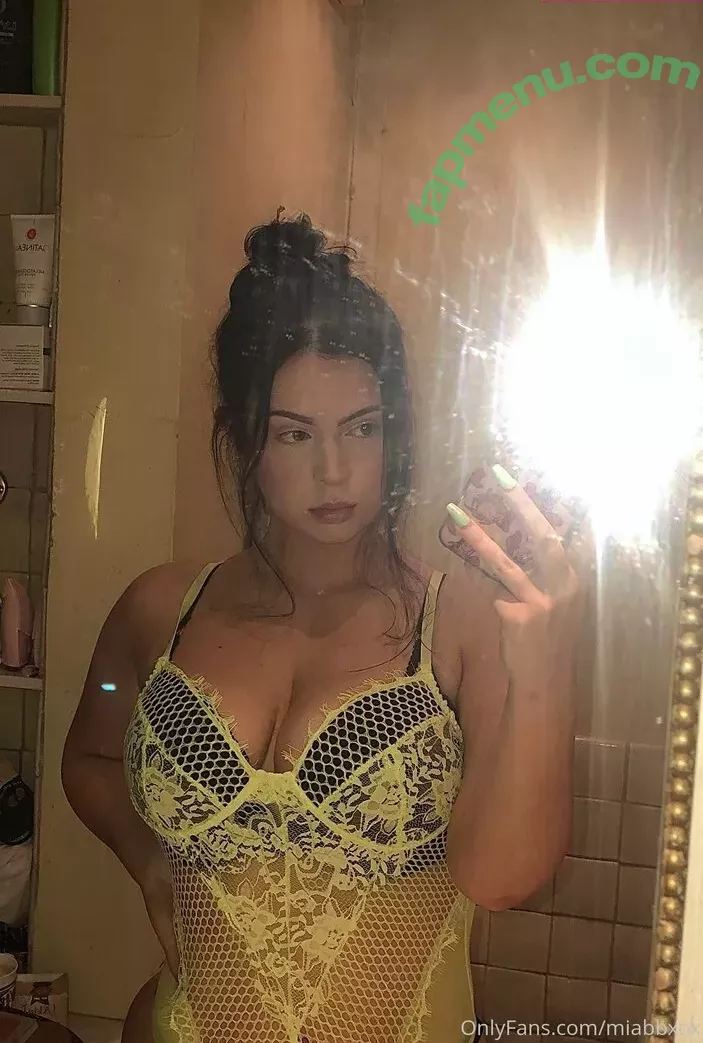 bbmiaxo nude photo #0005 (bxbymiaxo)