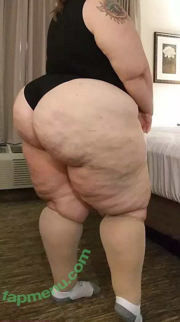 bbw4red20 nude photo #0017 (ssbbw4red20)