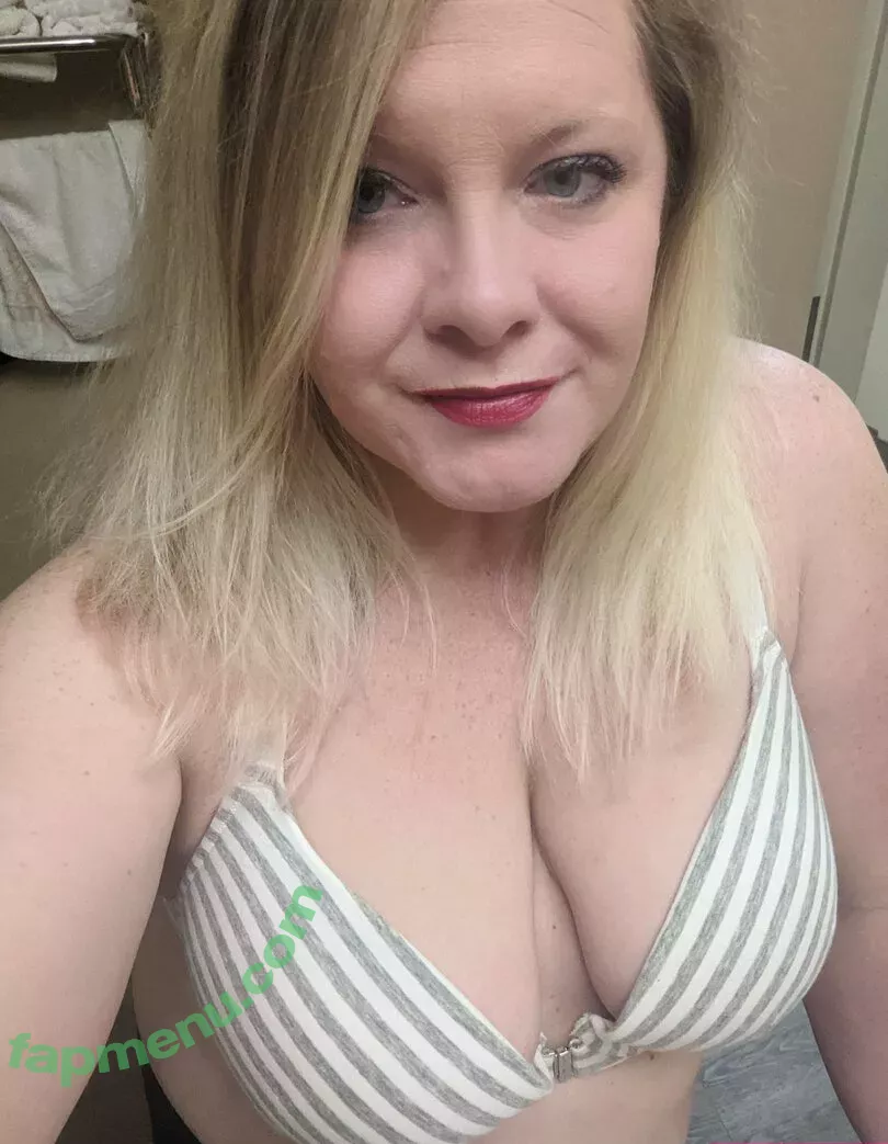 bbwbadnwild nude photo #0064 (_wildstrawberry_)