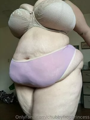 bbwfrogprincess / frogprincesscrafts nude photo #0055