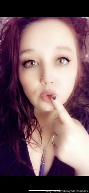 bbwgoddessmaddie / spoiled_goddeess nude photo #0076