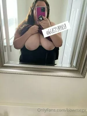 bbwmegx / meagangood nude photo #0007