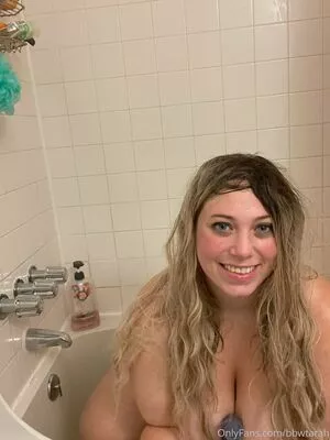 bbwtarah / tarahsears nude photo #0095