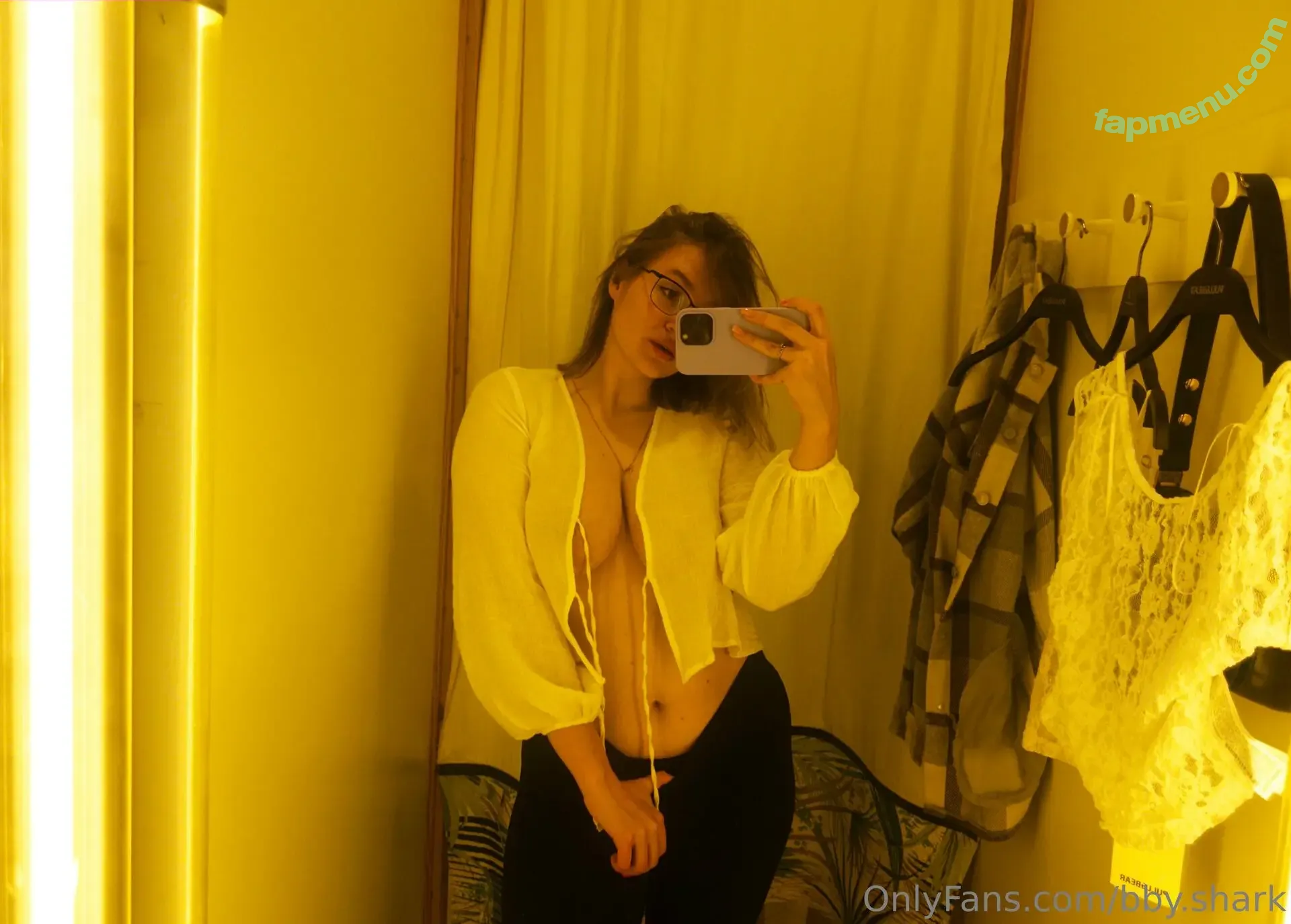 bby.shark nude photo #0009 (babyshark_global)